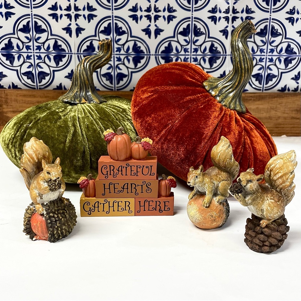 Fall Collectible Figurine Bundle 6pc Squirrel Acorn Pumpkin Thanksgiving Decor